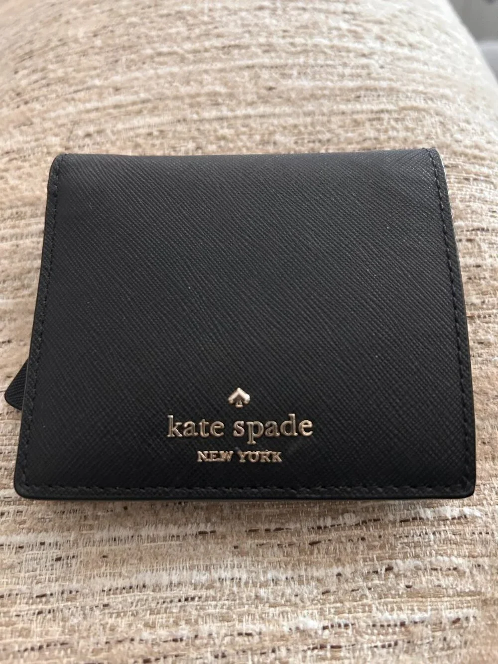Like NEW Kate Spade Cove Street Serenade Wallet Bifold Black